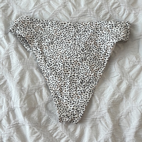 Abercrombie swim set - Picture 7 of 8